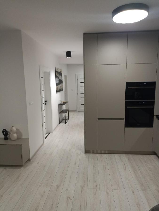 Mbv28 Apartments Poprad Bagian luar foto