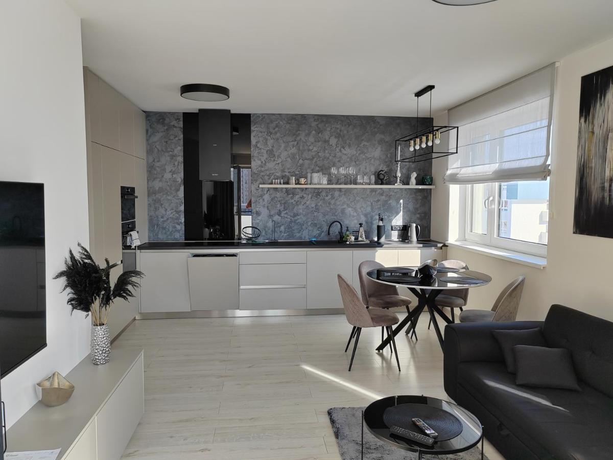 Mbv28 Apartments Poprad Bagian luar foto